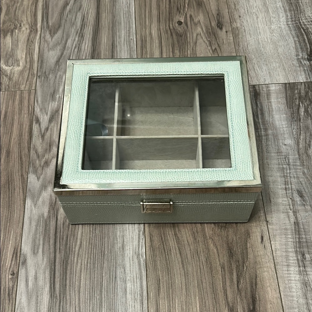 Elegant Glass-Top Jewelry Organizer
